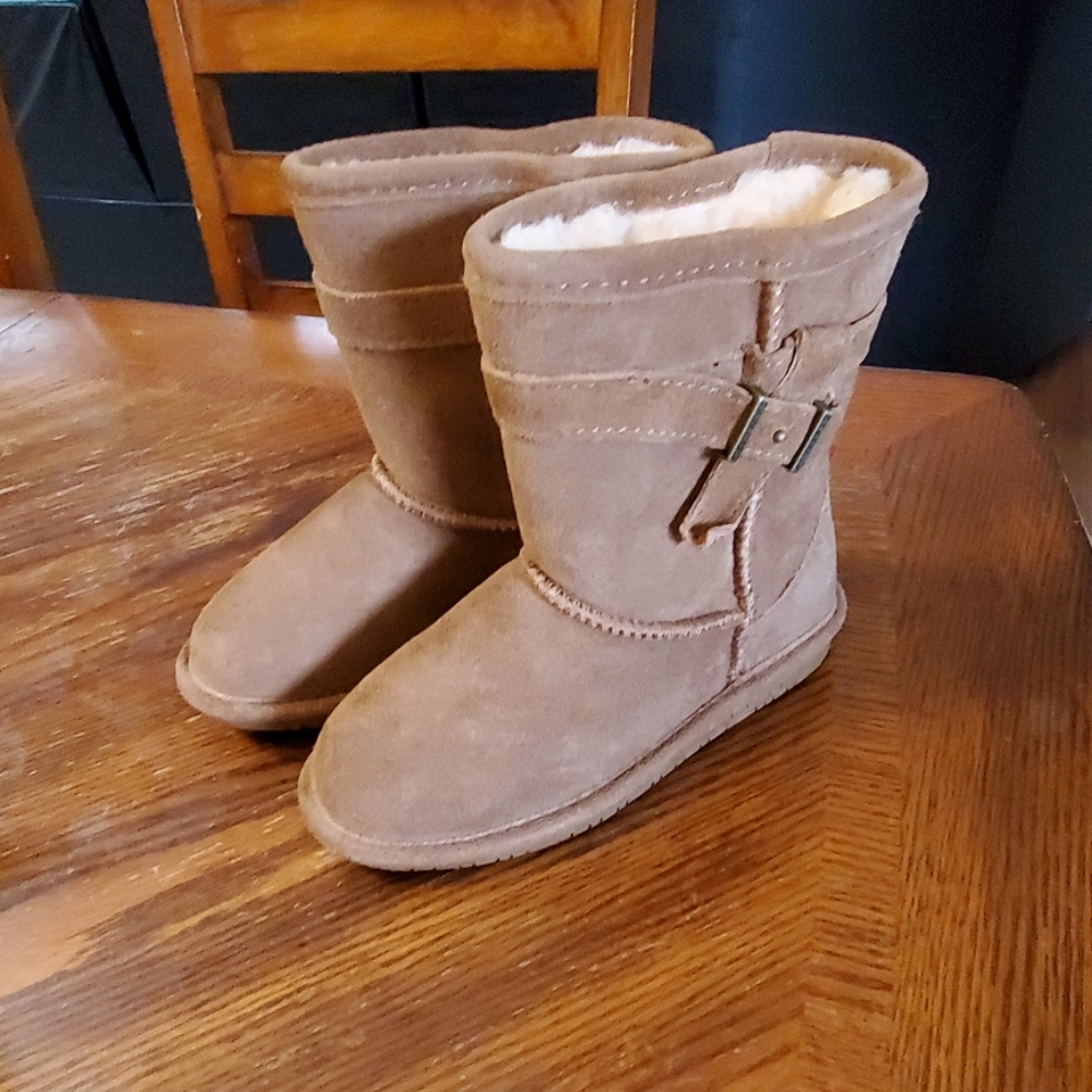 Bearpaw boots
